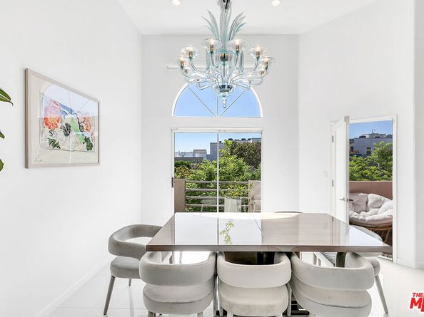 840 N Croft Avenue 301, Los Angeles CA 90069