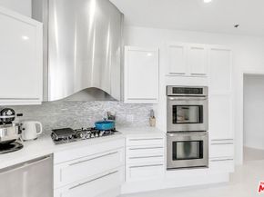 840 N Croft Avenue 301, Los Angeles CA 90069