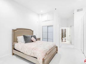 840 N Croft Avenue 301, Los Angeles CA 90069