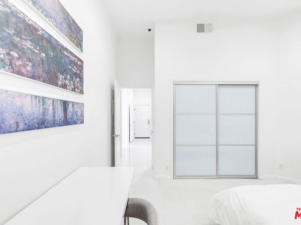 840 N Croft Avenue 301, Los Angeles CA 90069