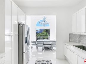 840 N Croft Avenue 301, Los Angeles CA 90069