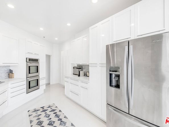 840 N Croft Avenue 301, Los Angeles CA 90069