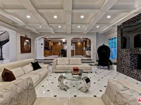 725 N Faring Road, Los Angeles CA 90077