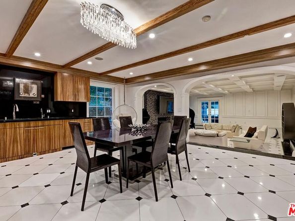 725 N Faring Road, Los Angeles CA 90077