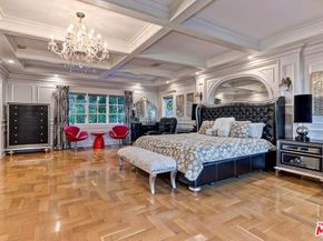 725 N Faring Road, Los Angeles CA 90077