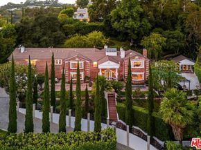 725 N Faring Road, Los Angeles CA 90077