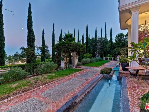 725 N Faring Road, Los Angeles CA 90077