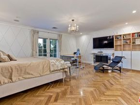 725 N Faring Road, Los Angeles CA 90077