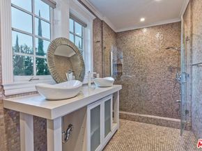 725 N Faring Road, Los Angeles CA 90077