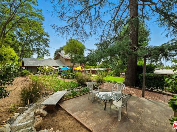 2186 Mar Vista Avenue, Altadena CA 91001