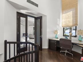 31833 Sea Level Drive, Malibu CA 90265