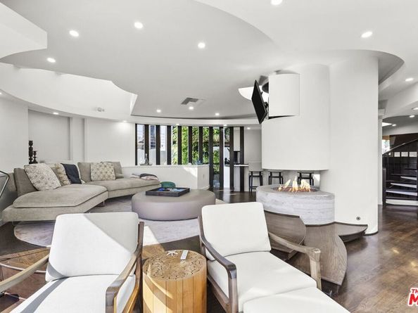 31833 Sea Level Drive, Malibu CA 90265