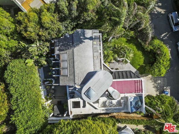 31833 Sea Level Drive, Malibu CA 90265