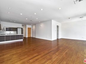 801 S Grand Avenue 1503, Los Angeles CA 90017