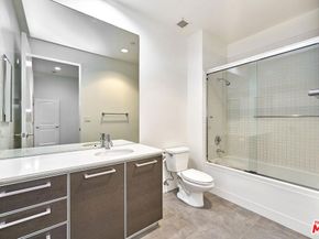 801 S Grand Avenue 1503, Los Angeles CA 90017