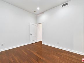 801 S Grand Avenue 1503, Los Angeles CA 90017
