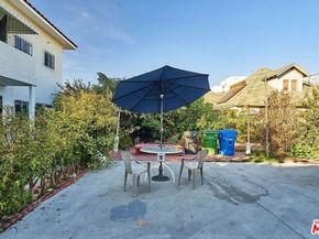 1046 S Kenmore Avenue, Los Angeles CA 90006