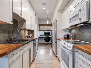 1133 N Clark Street 103, West Hollywood CA 90069