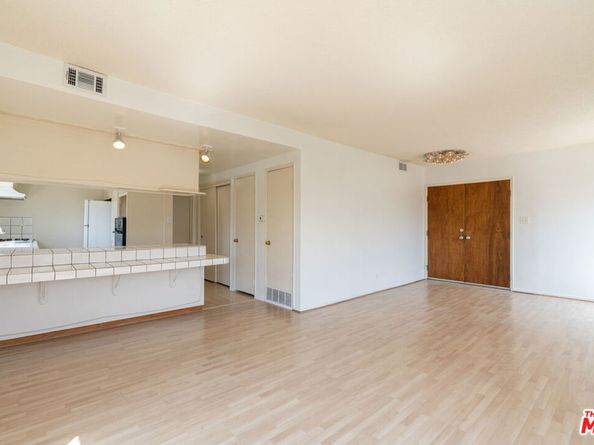 10393 Almayo Avenue, Los Angeles CA 90064