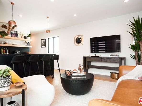 17 Sunset Avenue, Venice CA 90291