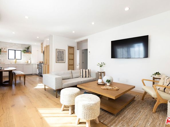 17 Sunset Avenue, Venice CA 90291