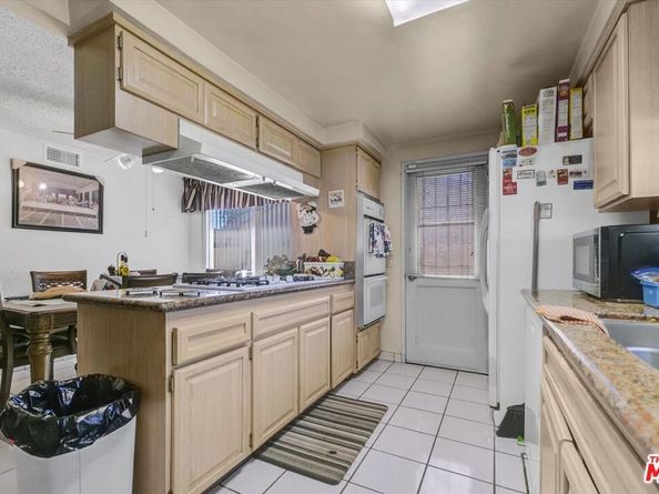 664 E Elsmere Drive, Carson CA 90746