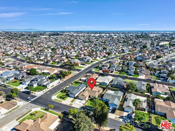 664 E Elsmere Drive, Carson CA 90746