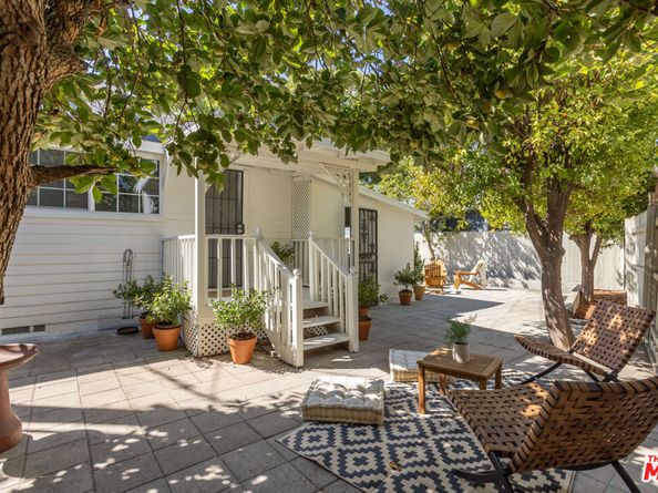 1945 Yosemite Drive, Los Angeles CA 90041