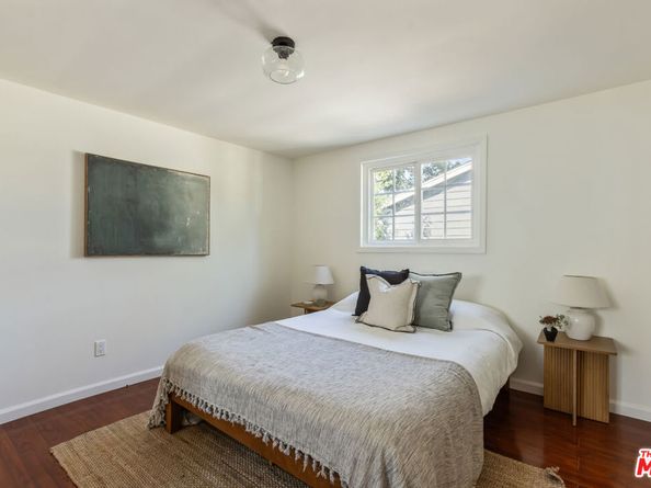 1945 Yosemite Drive, Los Angeles CA 90041