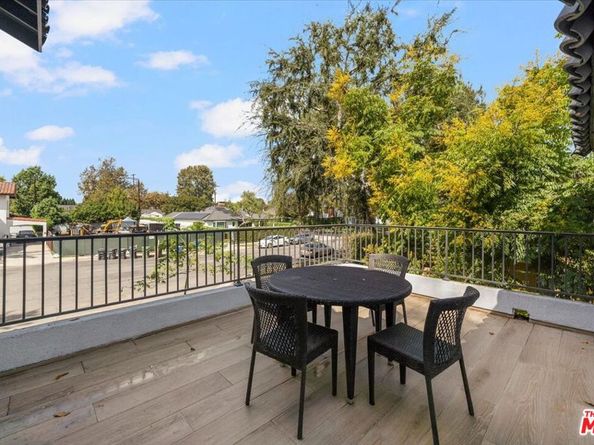 4544 Talofa Avenue, Toluca Lake CA 91602