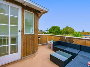 3110 Highland Avenue, Santa Monica CA 90405