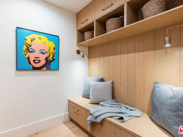 11500 Kingsland Street, Los Angeles CA 90066