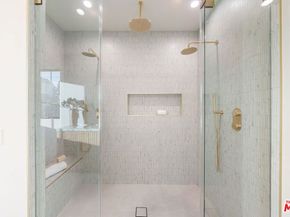 11500 Kingsland Street, Los Angeles CA 90066