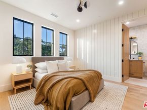 11500 Kingsland Street, Los Angeles CA 90066