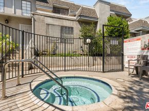 14500 Van Nuys Boulevard 33, Panorama City CA 91402