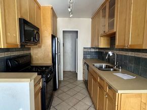 12030 Rochester Avenue 207, Los Angeles CA 90025