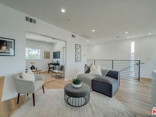 739 N Mariposa Avenue, Los Angeles CA 90029