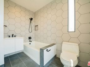 739 N Mariposa Avenue, Los Angeles CA 90029