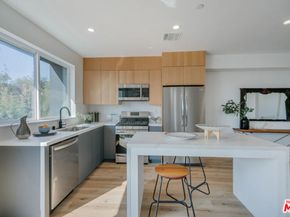 739 N Mariposa Avenue, Los Angeles CA 90029