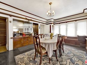 1215 W 39th Place, Los Angeles CA 90037