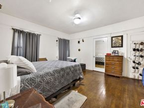 1215 W 39th Place, Los Angeles CA 90037