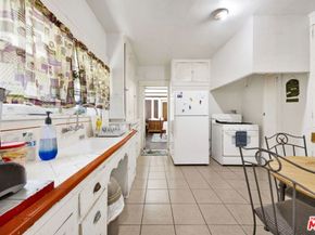 1215 W 39th Place, Los Angeles CA 90037