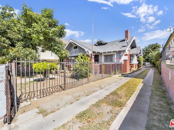 1215 W 39th Place, Los Angeles CA 90037