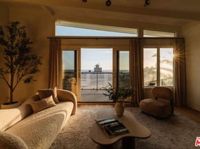 6935 Trolleyway, Playa Del Rey CA 90293