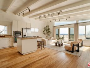 6935 Trolleyway, Playa Del Rey CA 90293