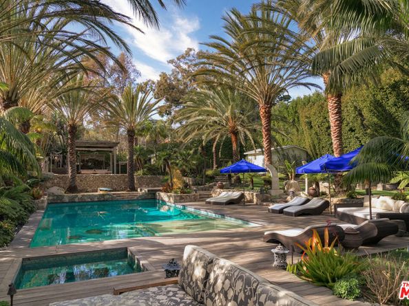 7059 Fernhill Drive, Malibu CA 90265