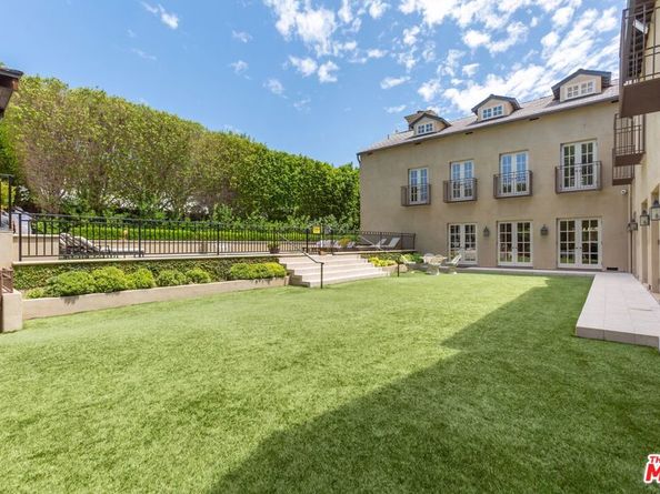 400 S Hudson Avenue, Los Angeles CA 90020