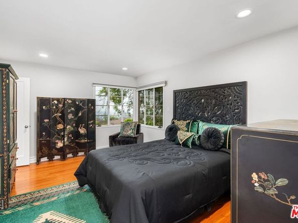 4310 Cedarhurst Circle, Los Angeles CA 90027