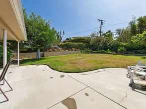 5420 S Holt Avenue, Los Angeles CA 90056