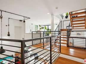 815 Hampton Drive 3, Venice CA 90291
